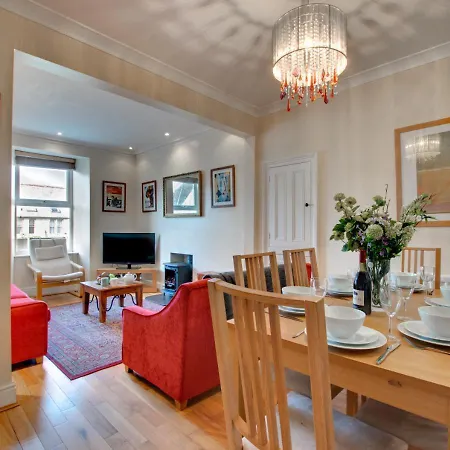 11 Trenwith Terrace *
