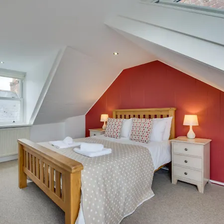 Apartment 26 Wesley Place