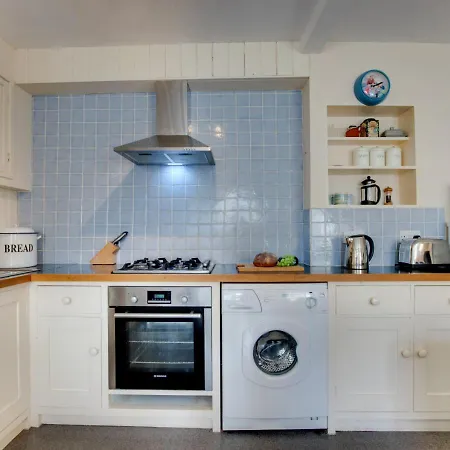 Watch House Lower Flat The Wharf Apartment St Ives (Cornwall)
