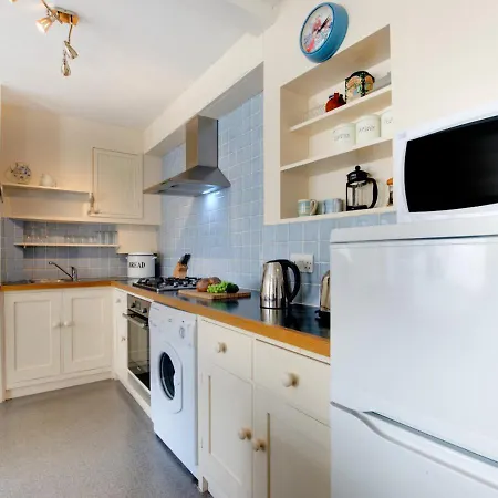 Apartment Watch House Lower Flat The Wharf *