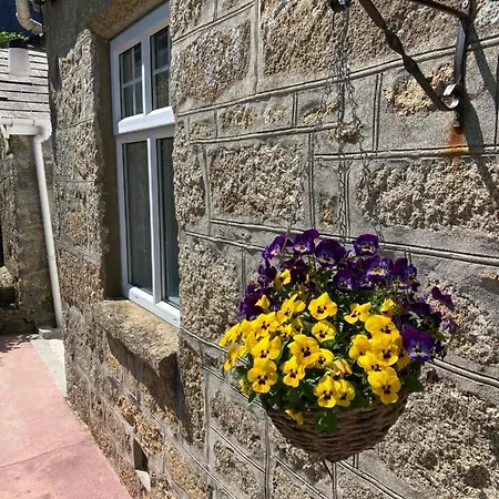 Spacious Flat Former Farmhouse, Parking *