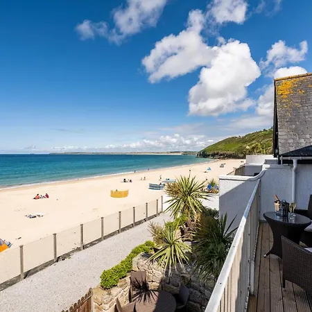 Carbis Bay And 4*