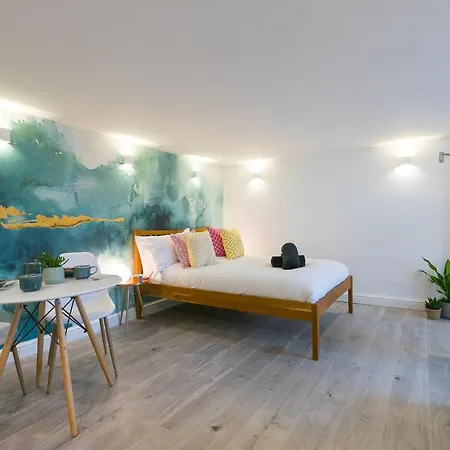 Island With On-site Parking St Ives (Cornwall)