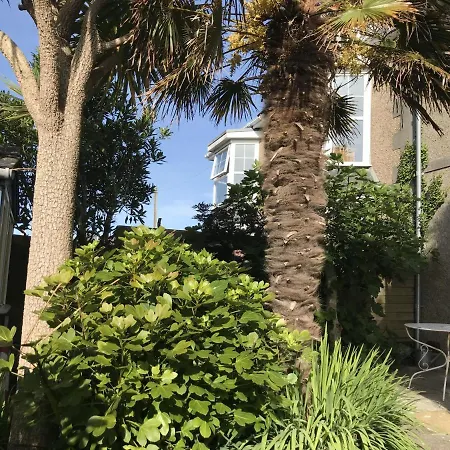 Porth House, With South Facing Courtyard Garden! Holiday home St Ives (Cornwall)