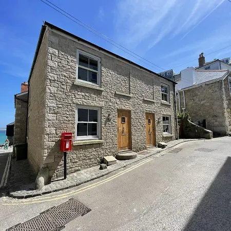Rosies Retreat * St Ives (Cornwall)