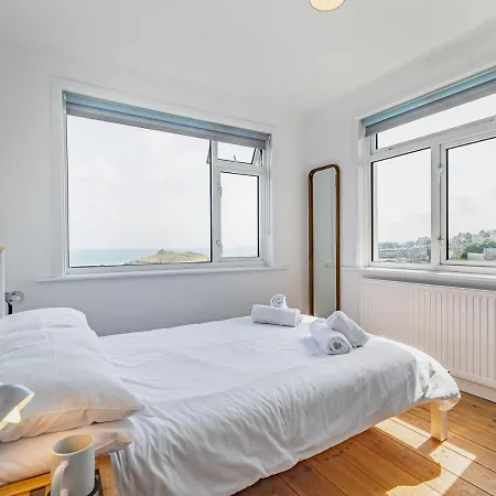 Trecarrack Carthew Way Holiday home *
