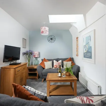 Shell Cottage, Holiday home