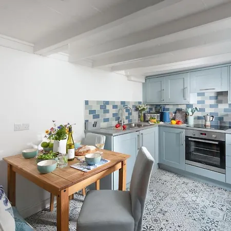 Shell Cottage, Holiday home