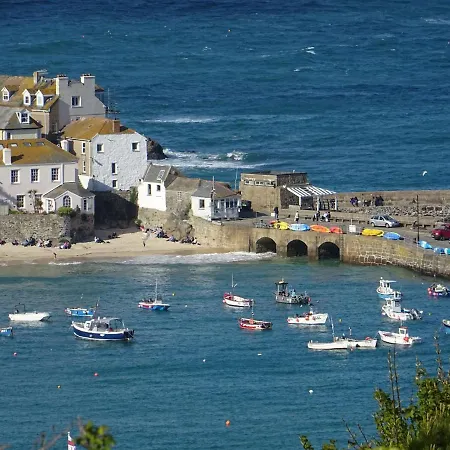 Bassetts Cove, * St Ives (Cornwall)