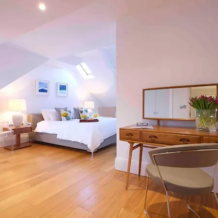 Apartment Luxurious Apartment, 180° Views & Parking