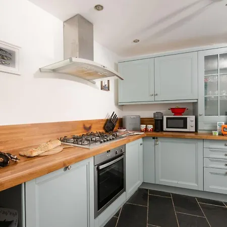 Holiday home Old Arch Cottage, The Digey,