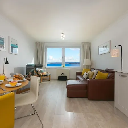 28 Carrack Widden Holiday home *