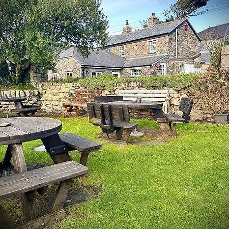 Pensão The White House At The Tinners Arms