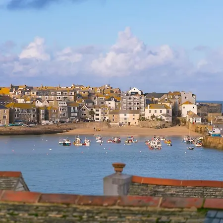 Sea Gem St Ives (Cornwall)