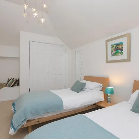 Holiday home Polmoor *