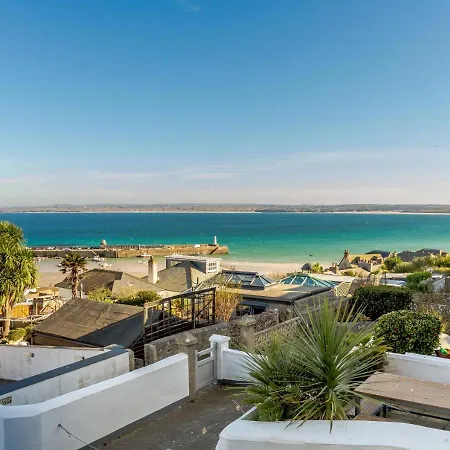 1 Seabirds House * St Ives (Cornwall)