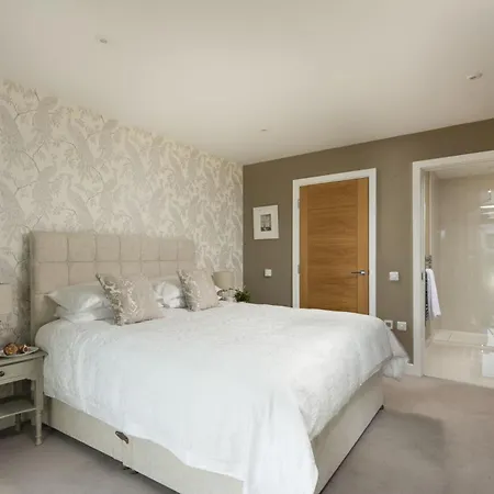 Holiday home Rockpool At Salt