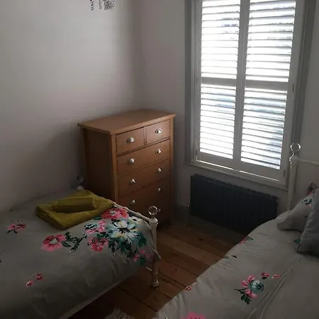 Holiday home Sea Breeze - 3 Bed House, Parking For 2 Cars