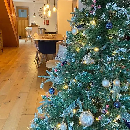 Tregenna House: Refurbished Family Townhouse With Garden And Parking St Ives (Cornwall)