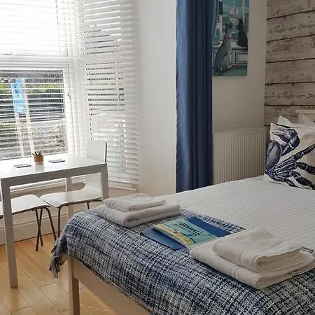 Guest house Saltwater 4*