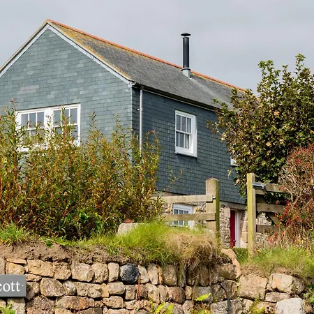 Holiday home Rosecott *