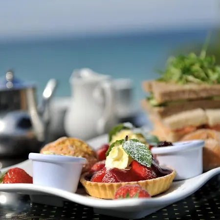 Hotel Carbis Bay And 4*