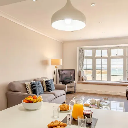 Apartment Harbour Sands -