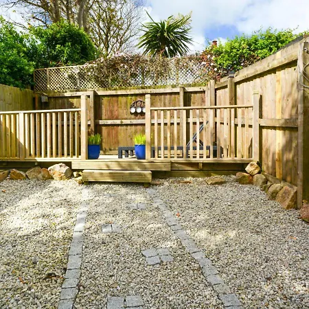 9 Kew Gwel Hir Holiday home