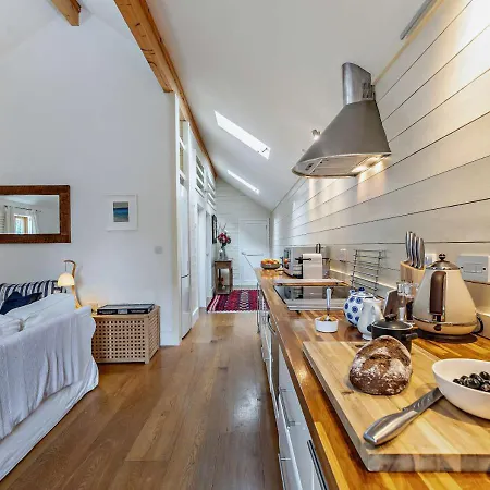 The Loft At Toms Yard St Ives (Cornwall)