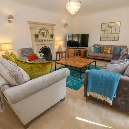 Holiday home Hindon Hall