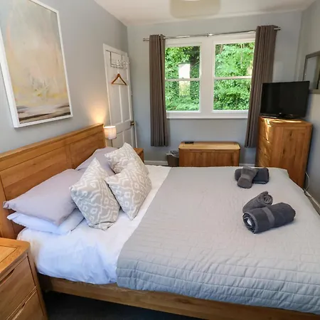 Holiday home 8 Rosewall