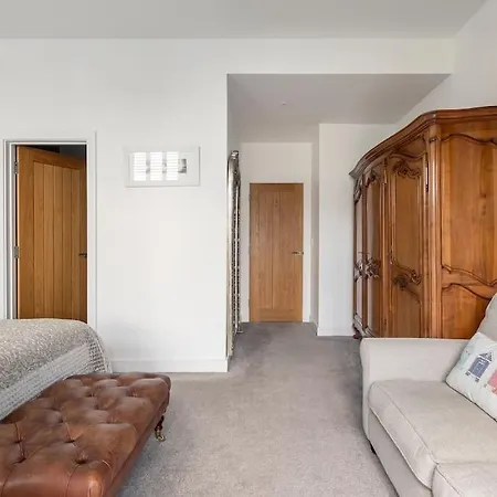 Porthminster View Luxury Sea Views Balcony, Parking, Pool, & Gym * St Ives (Cornwall)