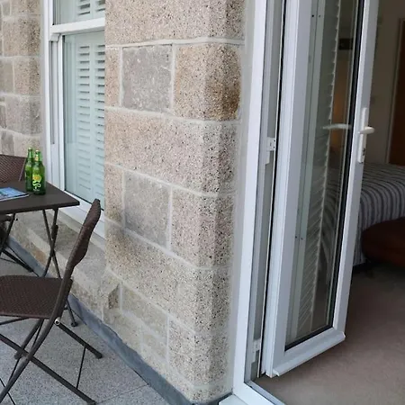 Porthminster View Luxury Sea Views Balcony, Parking, Pool, & Gym