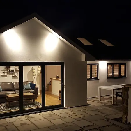 Holiday home Porth Kober *