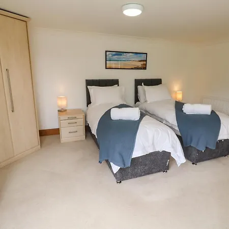 8 Manor Close Apartment St Ives (Cornwall)