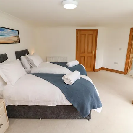 Apartment 8 Manor Close St Ives (Cornwall)