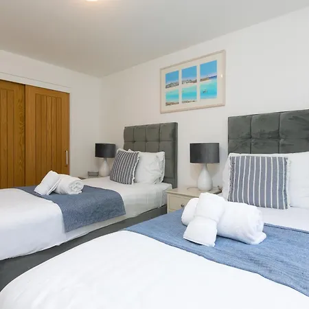 Lamorna Holiday home *