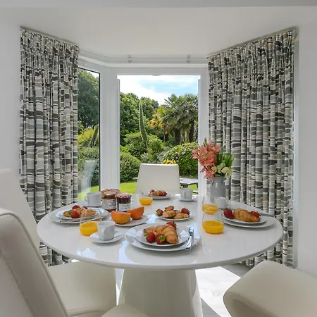 Lamorna Holiday home *