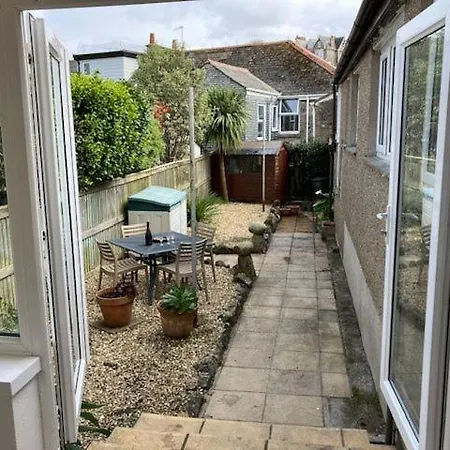 Drillfield 1 Bedroom Holiday home