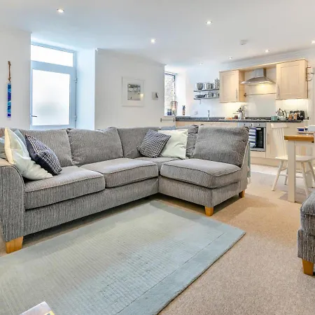 2 Trevail St Ives (Cornwall)