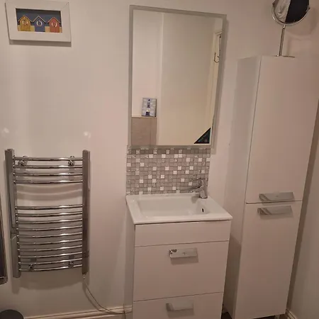 Baywatch - 2 Bed * St Ives (Cornwall)