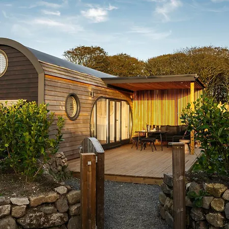 Hotel Carbis Bay And 4*