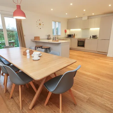 Una, 73 Holiday home *