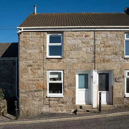 Gwel Porth - - Sea Views Holiday home