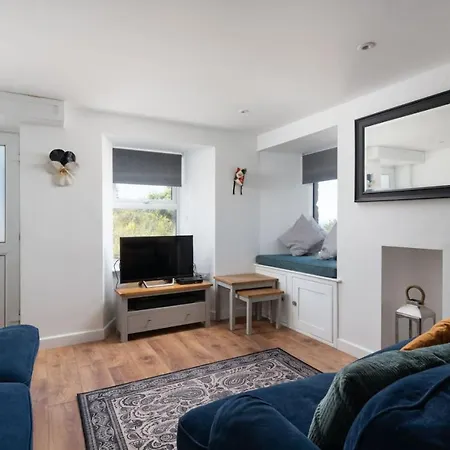 Gwel Porth - - Sea Views Holiday home *