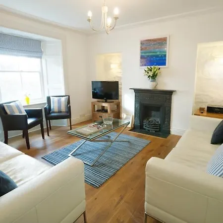 No 11 Fish Street, Holiday home