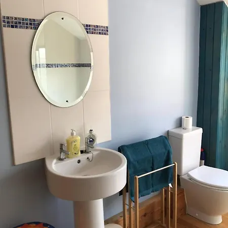 The Old Barn Near - Rustic Charm & Space Holiday home St Ives (Cornwall)