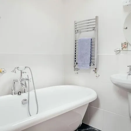 Ponckle's Place Apartment