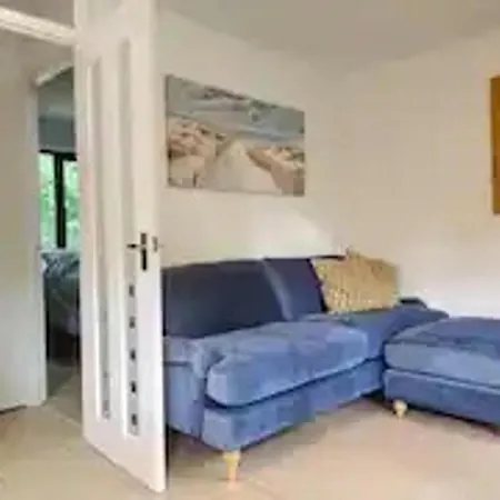 Rebels Retreat - 2-bed Nr & Hayle Chalet