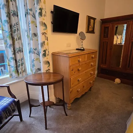 4 Tre Pol Pen, And The Wash Kitchen * St Ives (Cornwall)